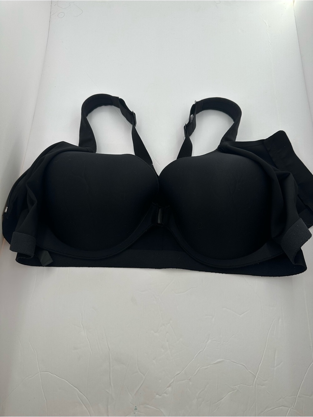 Victoria's Secret Black Molded T-Shirt Bra Size 38D